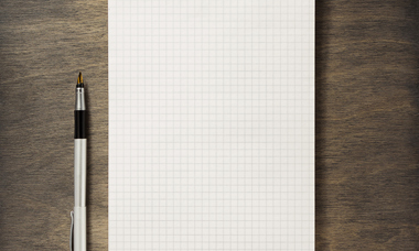 Checked Notebook And Pen 48Z9qhe